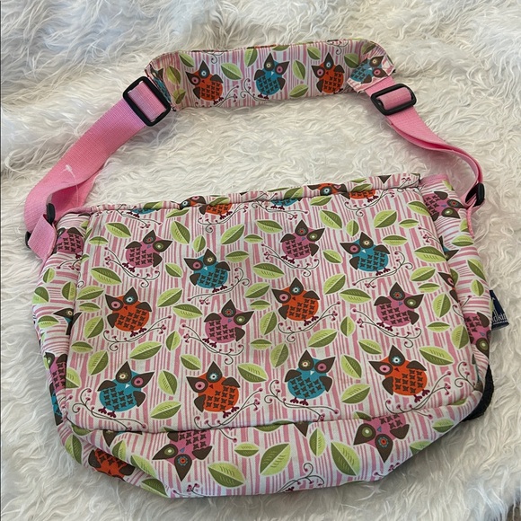 Wildkin Whimsical Owl Messenger Bag Tote Flap Close 5 Pockets Adjustable Strap - Picture 3 of 10